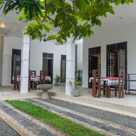 Blue Heaven Villa Аханґама Екстер'єр фото